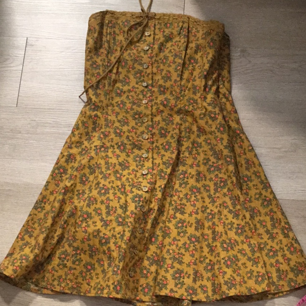 Yellow Strapless Sundress Mini for Casual Resort Wear